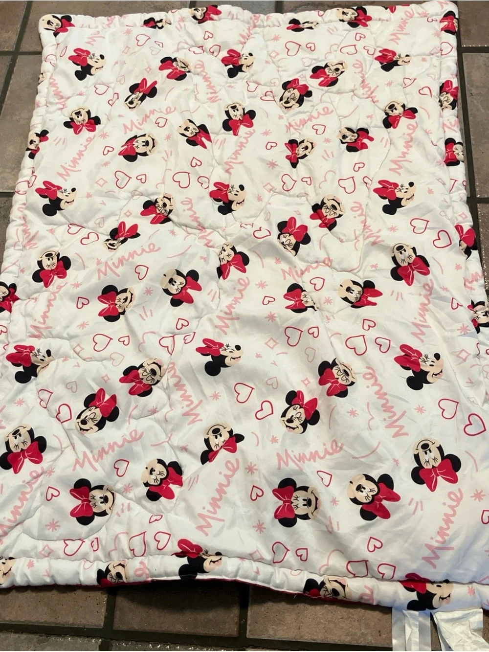 Disney Minnie Mouse Pink, Red, White Quilted Kids Throw